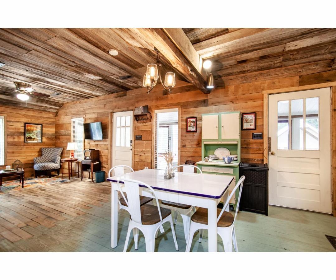 Beary Relaxing Cabin - Rustic With Outdoor Patio Townsend Kültér fotó